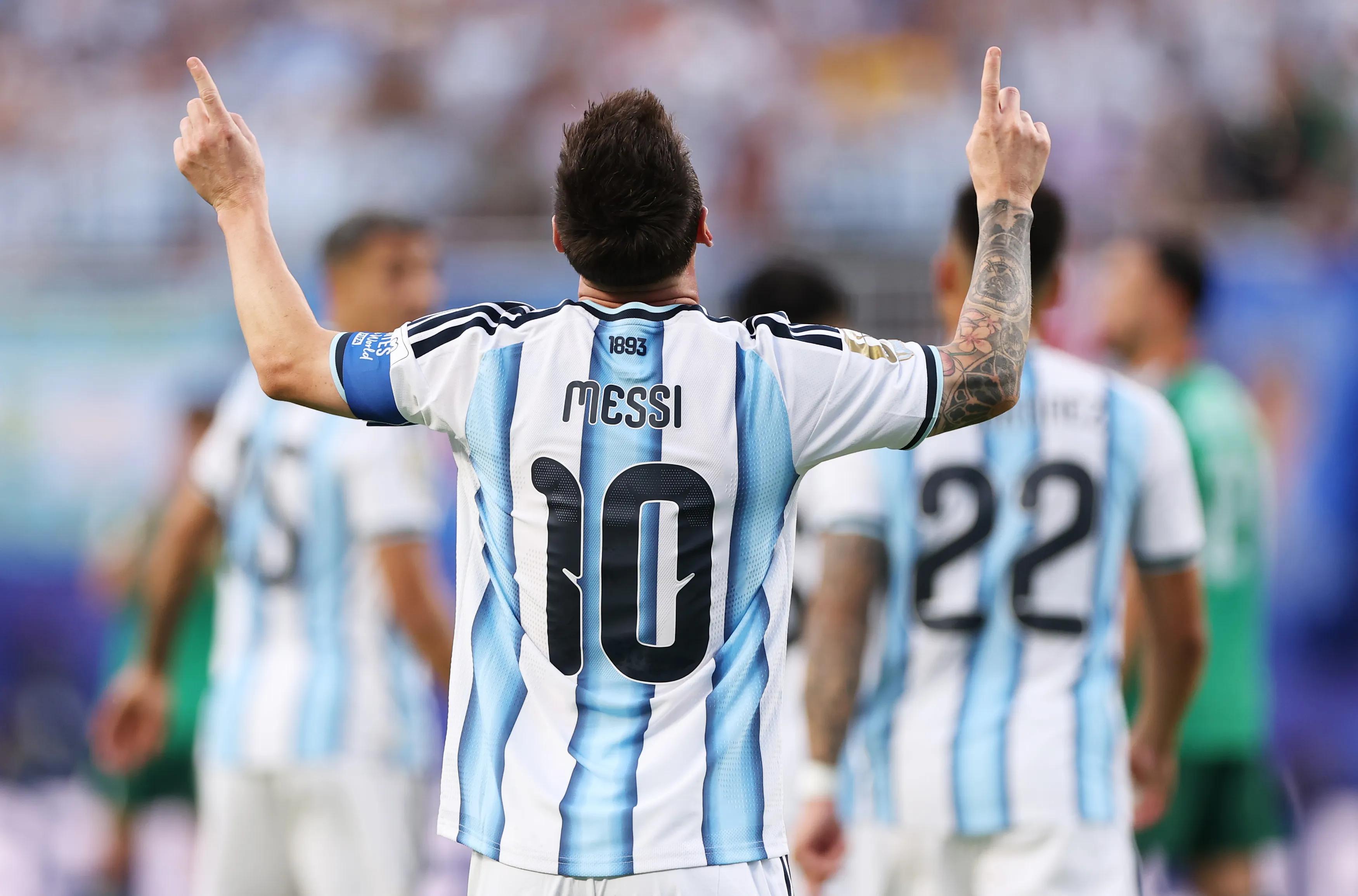 Chicago Bar Debates Fontaine Messi