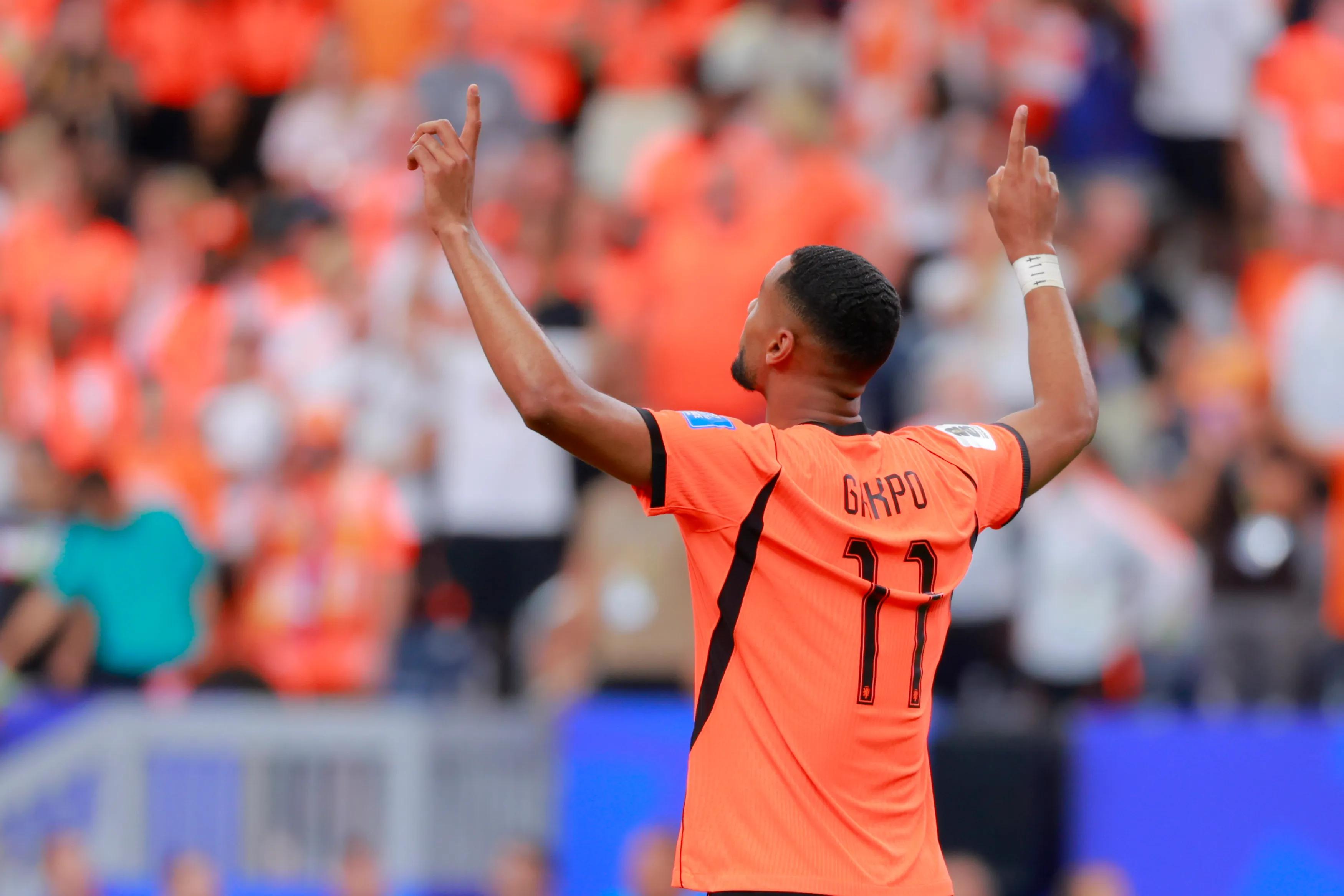 Oranje Wall Revives 1974 Echoes